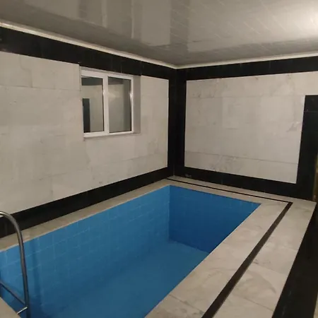 Maison Deluxe - Fontan Grand With Pool Apartment *