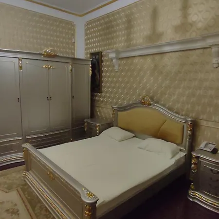 Maison Deluxe - Fontan Grand With Pool * Odesa